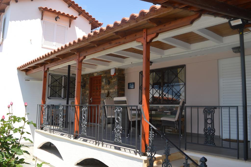 Villa Suites Lagonisi Luxury エクステリア 写真